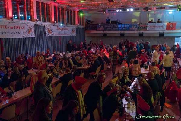 sessioneroeffnung-2023-027BB42DEFC-7D9A-A459-96D6-7D4F0E402861.jpg