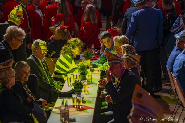 sessioneroeffnung-fk-2024-0084413B370-41F6-EF05-35DE-7D2F20D81021.jpg