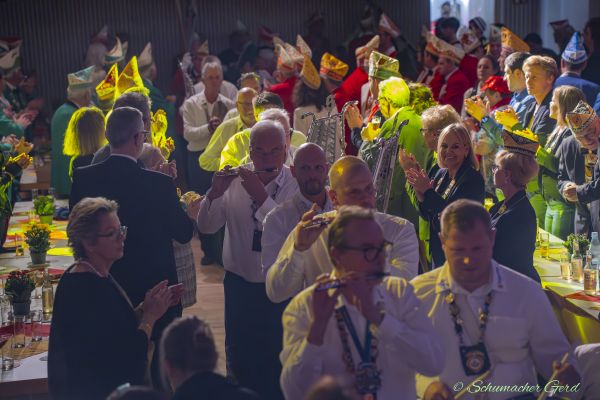 sessioneroeffnung-fk-2024-012CAFDF707-D26E-AD9B-D610-63B6CDA022B0.jpg