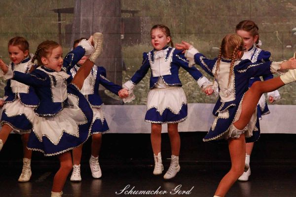 tanzfestival-2019-20bea43491-7c27-c6fd-00e6-b01aa945141eC5C8E608-1923-4245-46F1-FAEBB9DBD7E1.jpg
