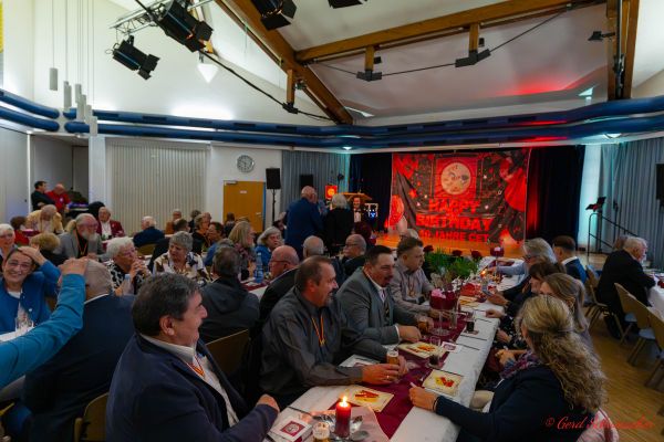 cet-40-jahre-2026-0135AE0D860-C2F8-223D-AEBB-D2E4BD6E1892.jpg