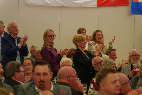 cet-40-jahre-2026-038CFC83049-E453-A2CC-C190-AC213CE0C923.jpg