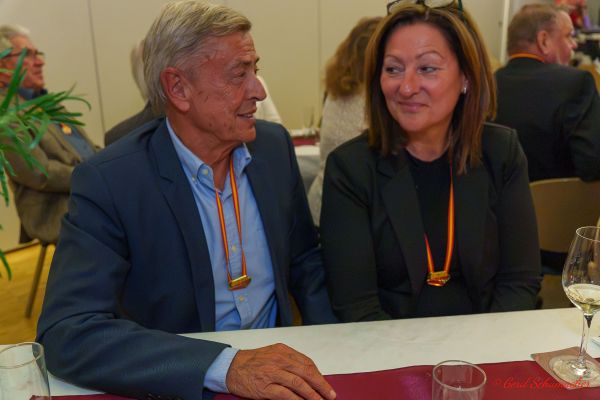 cet-40-jahre-2026-0635591AF11-5DF6-3F53-6B2A-A5ACEA3C56A1.jpg