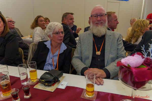 cet-40-jahre-2026-06620485CB4-1752-DF98-E6E8-62D3A7EF43CC.jpg