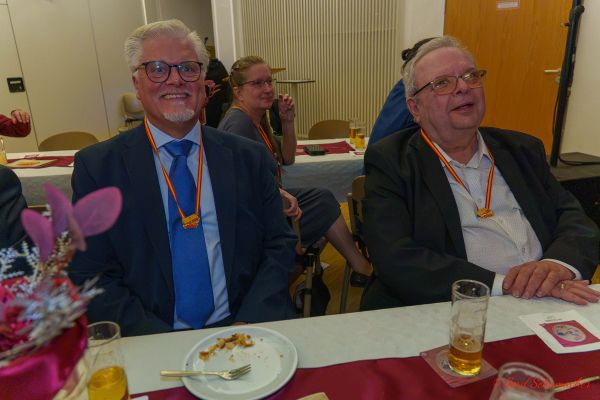 cet-40-jahre-2026-071E6B22CF4-C37B-0DAC-858C-F42486095A50.jpg