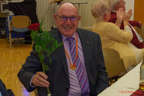 cet-40-jahre-2026-08138D803CE-64D9-F4F0-2F80-96A0B35C4860.jpg