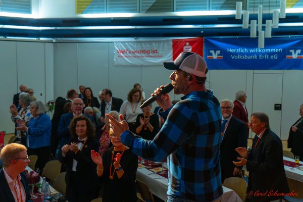 cet-40-jahre-2026-113B8E175E8-6190-FCAC-7DFB-3311CAC02309.jpg